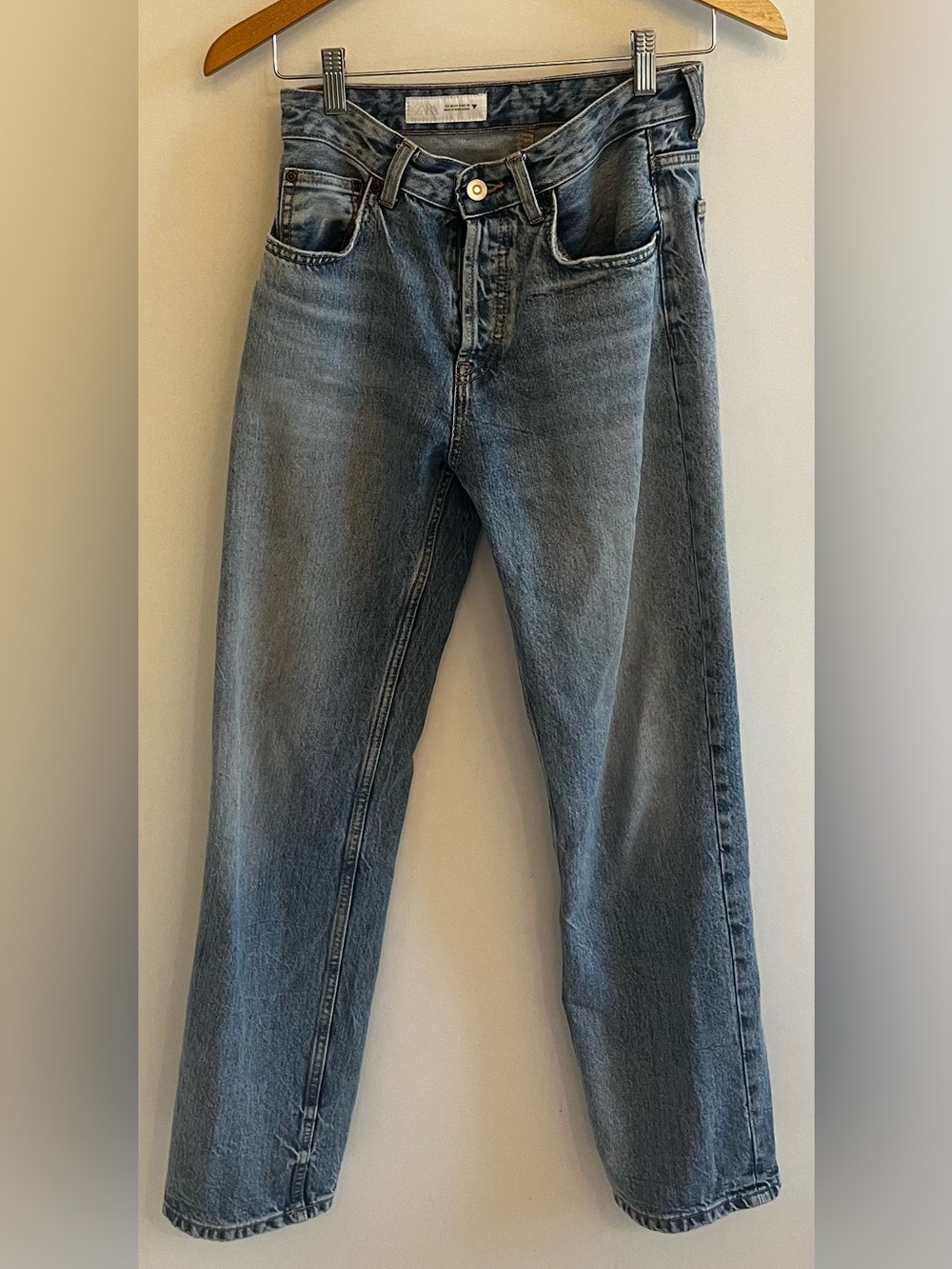 Zara Straight Jeans - Faded Blue
